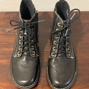 Clarks, Black Leather Ankle Boot